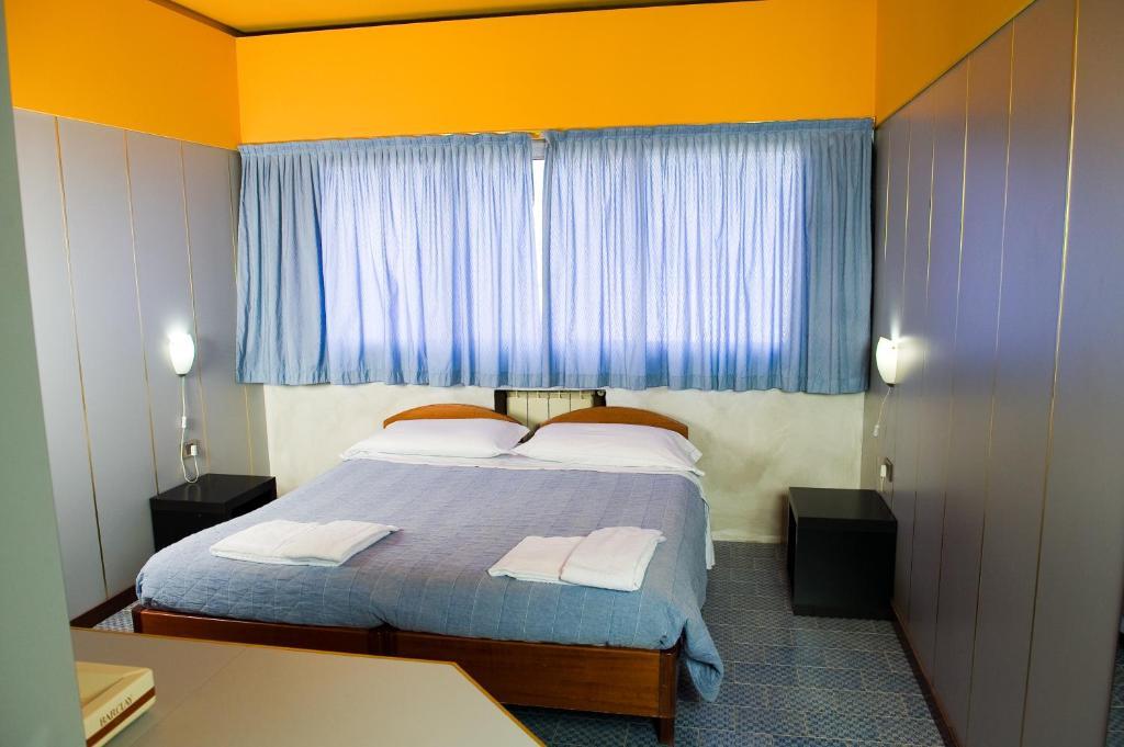 Hotel Maria Luisago Δωμάτιο φωτογραφία